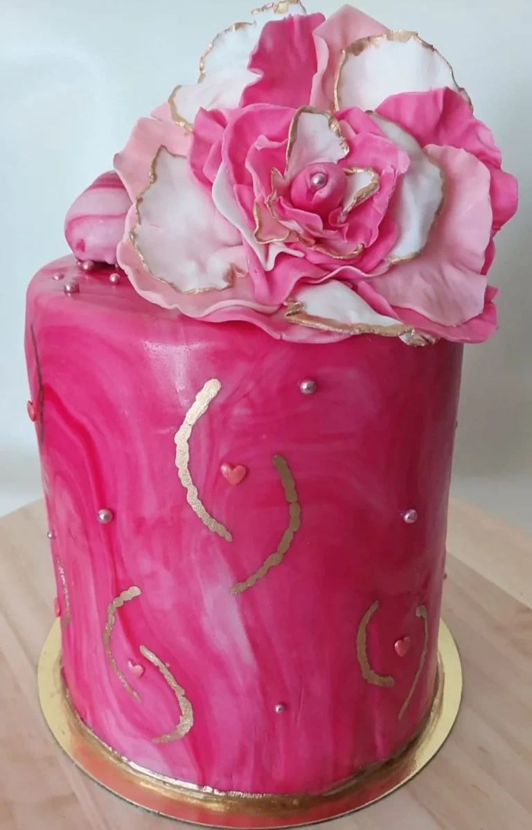 Gâteau élégant adulte — création — Melksweets, cake design à Bernes-sur-Oise