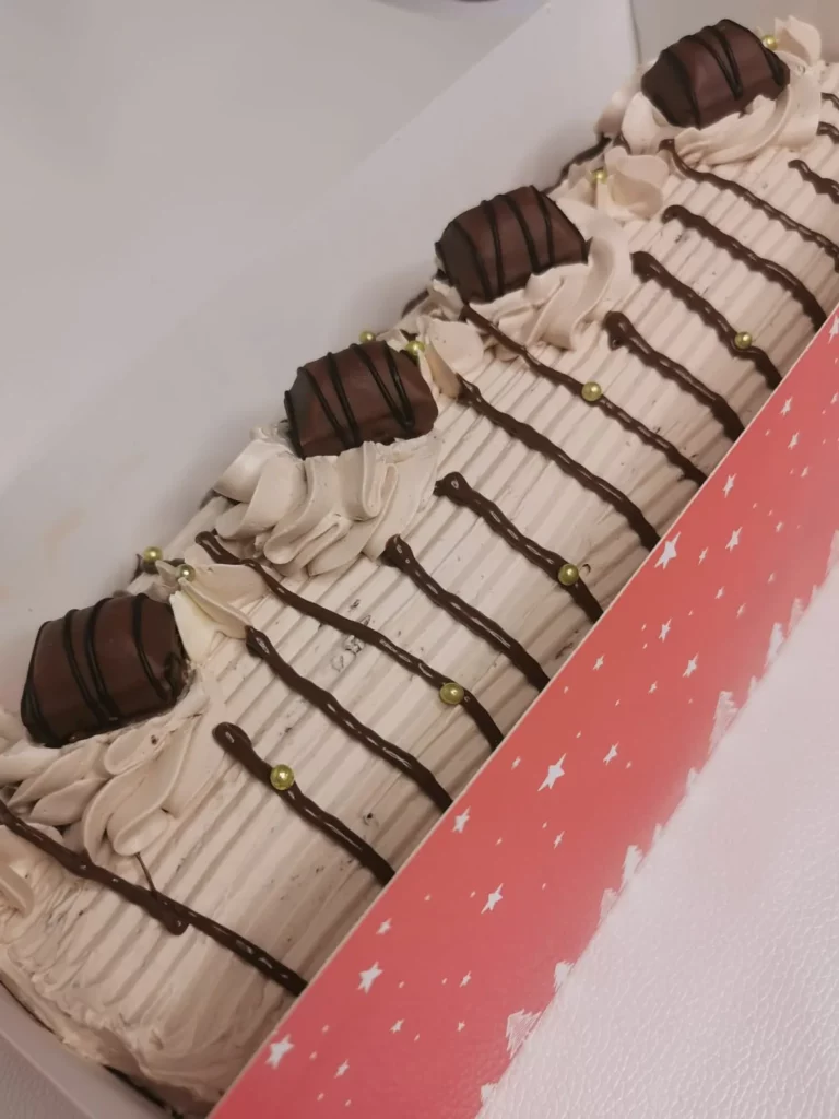 Création de saison — bûche — Melksweets, cake design à Bernes-sur-Oise