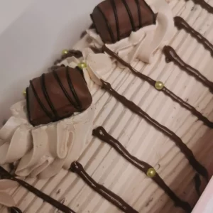 Création de saison — bûche — Melksweets, cake design à Bernes-sur-Oise