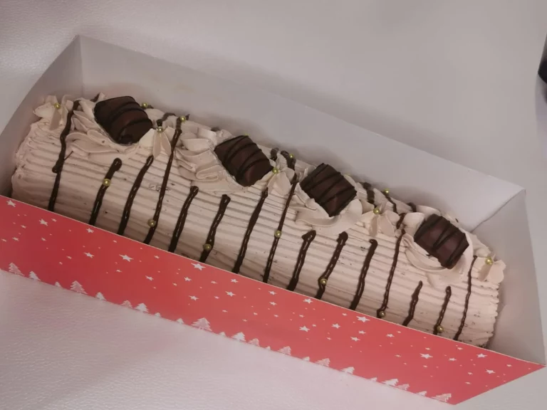 Création de saison — bûche — Melksweets, cake design à Bernes-sur-Oise