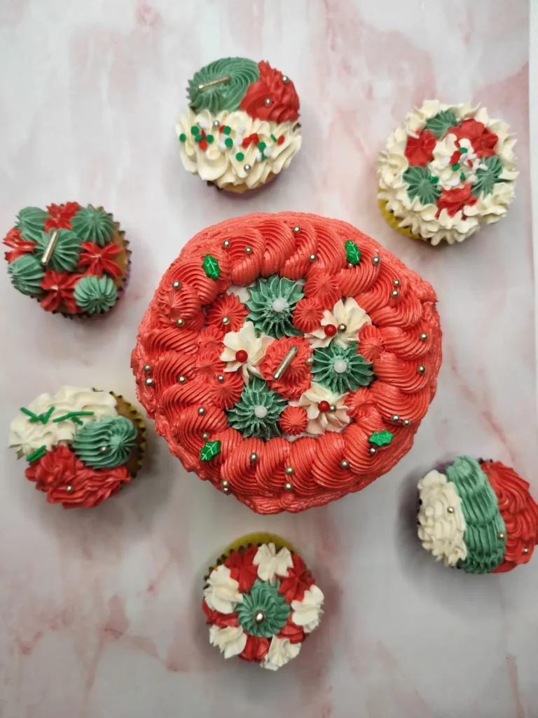 Création de saison — Noël bento cupcakes — Melksweets, cake design à Bernes-sur-Oise